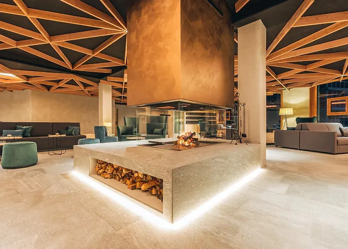 劳迪内拉酒店 圣莫里茨